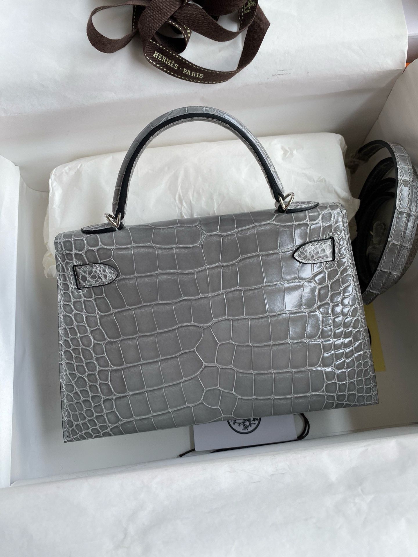 Hermès Kelly Mini II Women's Luxury Handmade Designer Handbag In Genuine Gris Ciment Shiny Alligator Leather - SUPER QUALITY