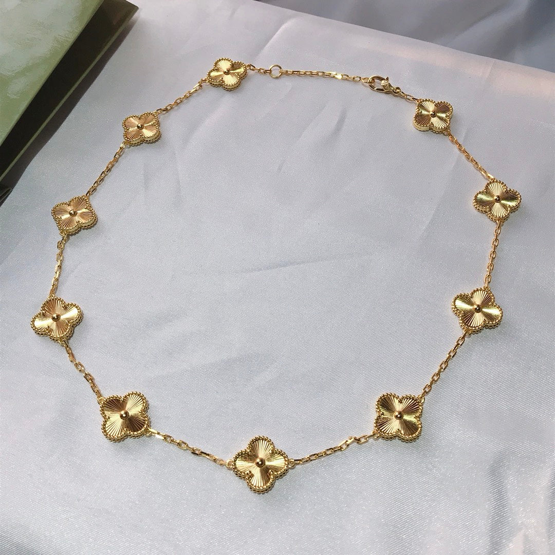 10 Motif Gold Van Cleef Necklace